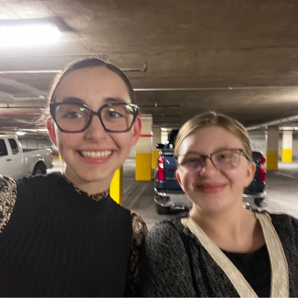 Meet your Posher, Lillian - Picture 4 of 12